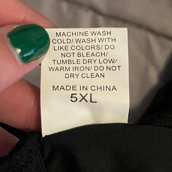 Size 3xl Black Cropped Tank Top - Picture 6 of 6